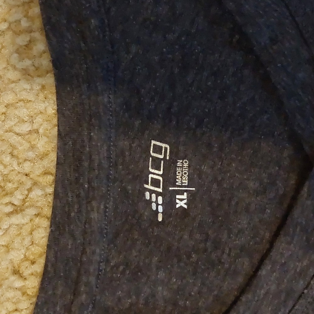 Workout tee - Picture 2 of 2
